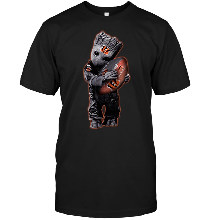 Cincinnati Bengals "baby Groot Hugs Football" T-Shirt